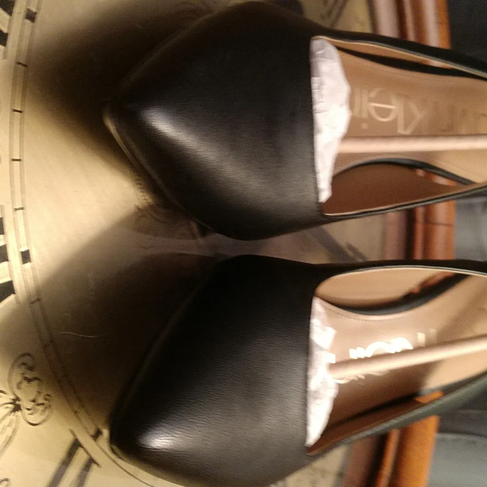 Calvin Klein shoes - Picture 4 of 12